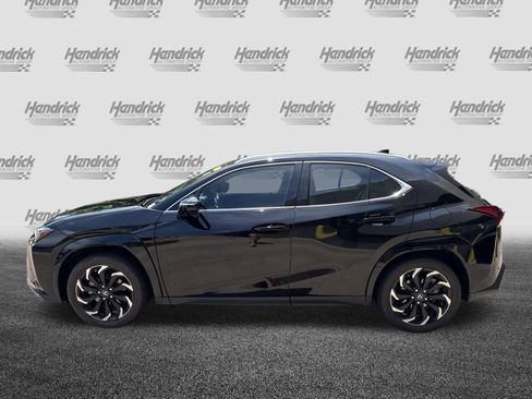 Used 2023 Lexus UX 250h AWD w/ Premium Package image 7