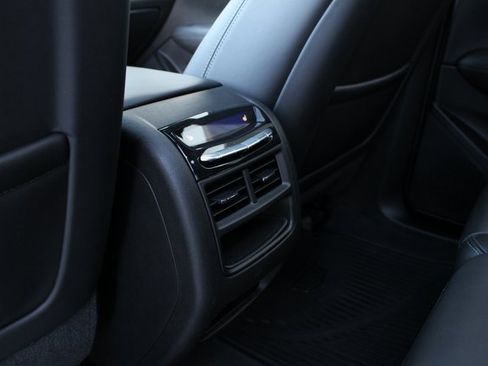 Used 2024 Cadillac XT5 Premium Luxury w/ Platinum Package image 21