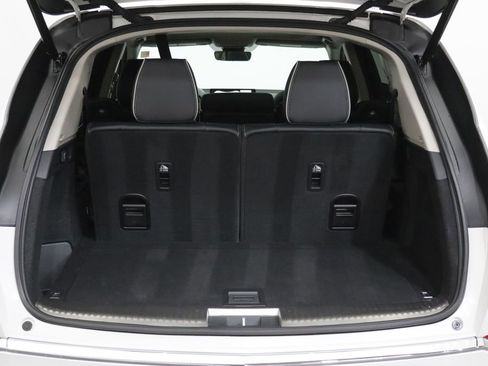 Certified 2023 Acura MDX SH-AWD w/ Advance Package image 29