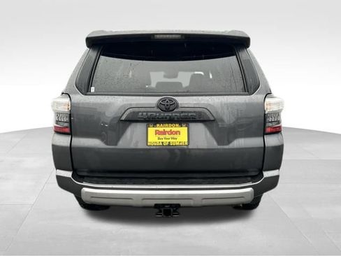 Used 2022 Toyota 4Runner TRD Off-Road Premium image 9