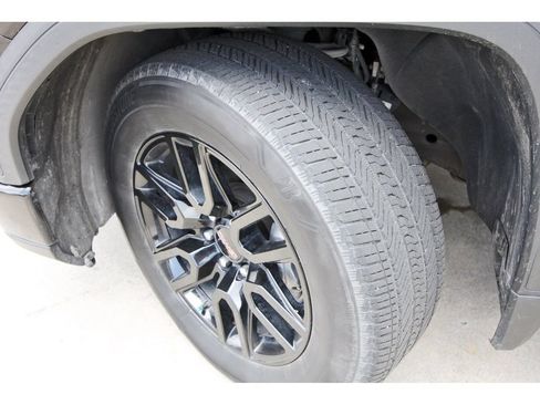 Used 2023 GMC Sierra 1500 Elevation RWD image 8