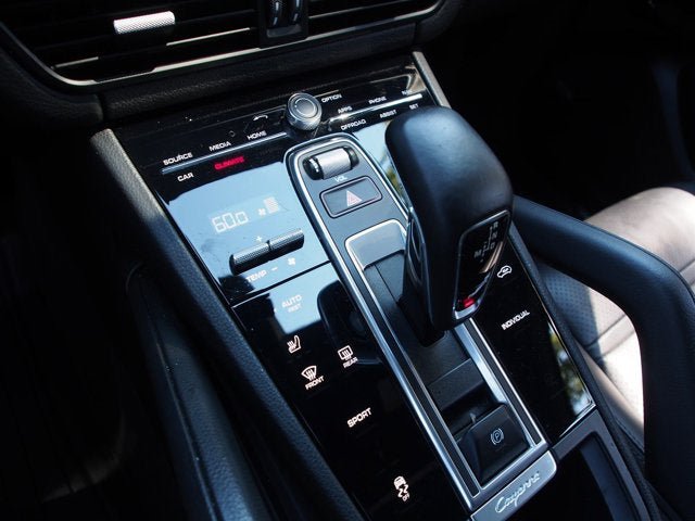 Used 2021 Porsche Cayenne AWD/4WD image 29