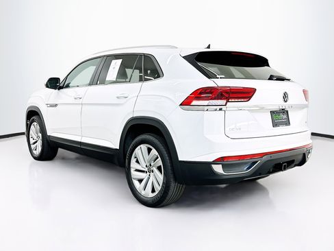 Used 2023 Volkswagen Atlas Cross Sport SE w/ Panoramic Sunroof Package AWD/4WD image 5