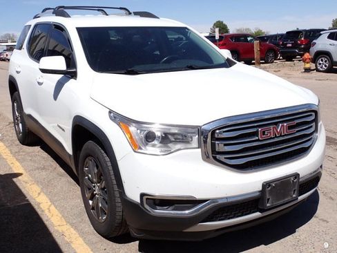 Used 2018 GMC Acadia SLT AWD/4WD image 4