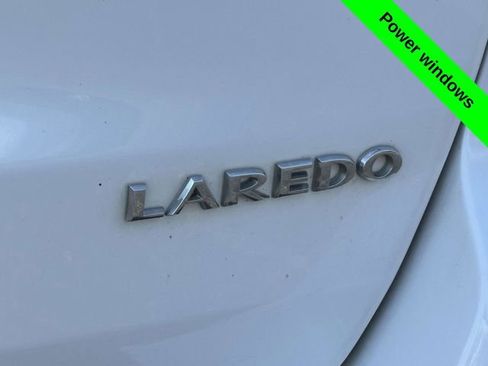 Used 2022 Jeep Grand Cherokee Laredo E w/ Security & Convenience Group image 37