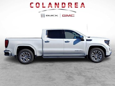 Used 2022 GMC Sierra 1500 Denali image 7