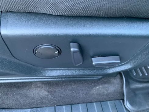 Used 2020 Ford F150 XLT w/ Equipment Group 302A Luxury AWD/4WD image 13