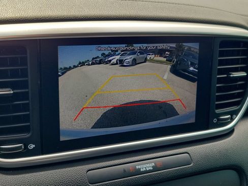 Used 2022 Kia Sportage Nightfall Edition FWD image 28