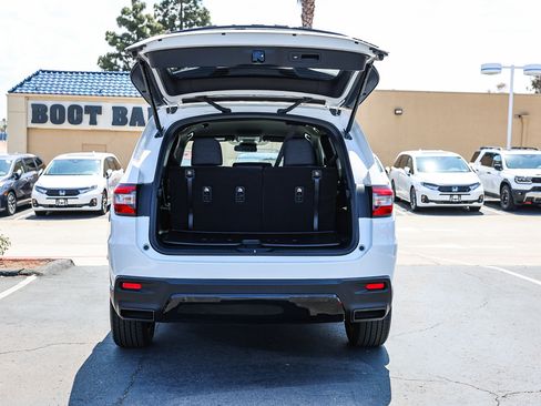 Certified 2026 Honda Pilot Sport image 29