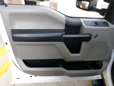 Used 2019 Ford F250 XL w/ Power Equipment Group RWD image 29