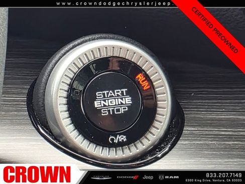 Certified 2024 Jeep Wagoneer L Series II w/ Flexible Seating Group image 33