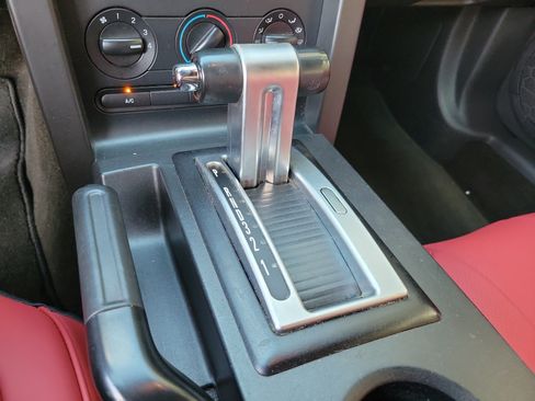 Used 2007 Ford Mustang GT RWD image 17