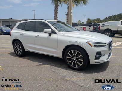 Used 2022 Volvo XC60 B5 Momentum w/ Advanced Package
