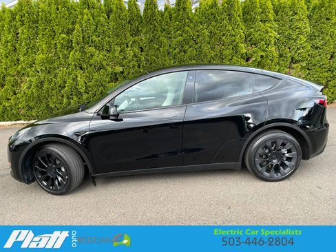 Used 2023 Tesla Model Y Long Range image 4
