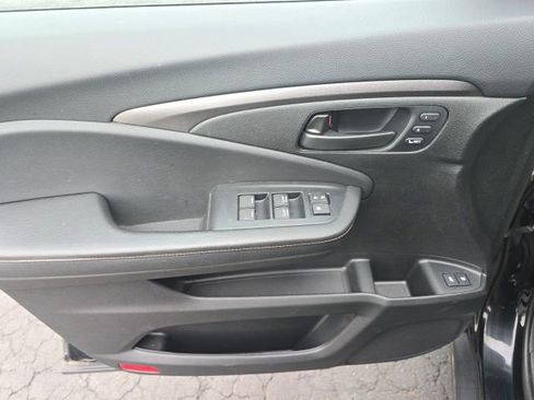 Used 2022 Honda Passport TrailSport image 9