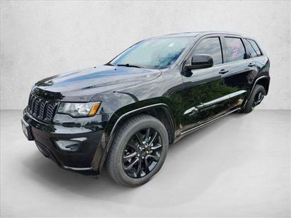 Used 2017 Jeep Grand Cherokee Altitude