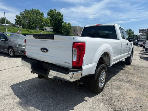 Used 2017 Ford F250 XLT w/ Camper Package AWD/4WD image 2