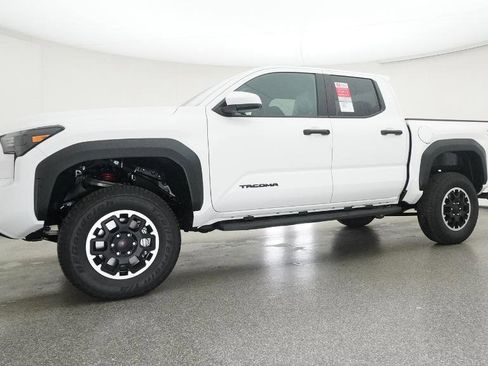 New 2025 Toyota Tacoma TRD Off-Road image 27