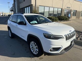Used 2022 Jeep Cherokee Latitude Lux video 1