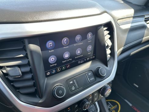 Certified 2023 GMC Acadia SLT w/ Elevation Edition AWD/4WD image 16