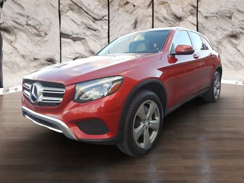 Used 2017 Mercedes-Benz GLC 300 4MATIC w/ Premium 2 Package image 1