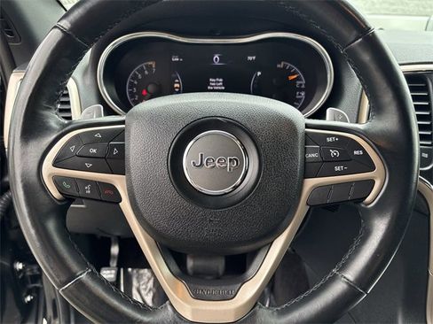 Used 2017 Jeep Grand Cherokee Laredo w/ Quick Order Package 23E image 21