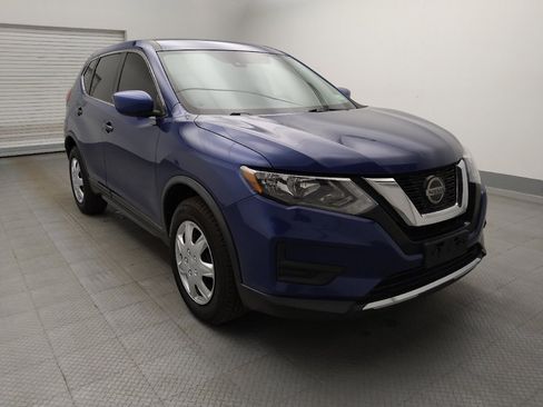 Used 2020 Nissan Rogue S AWD/4WD image 13