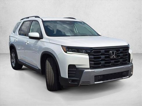 Certified 2026 Honda Pilot EX-L image 3