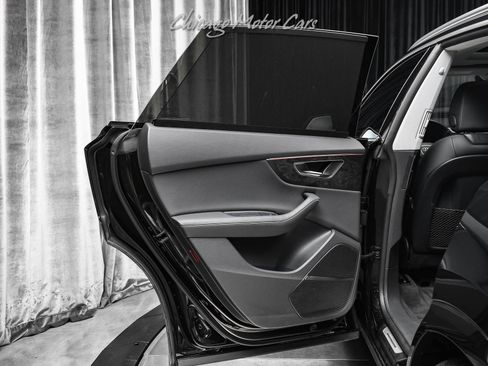 Used 2022 Audi Q8 Prestige w/ Prestige Package image 36