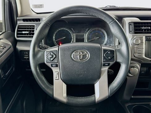 Used 2019 Toyota 4Runner SR5 image 17
