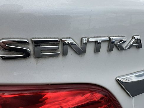 Used 2019 Nissan Sentra SV FWD image 68