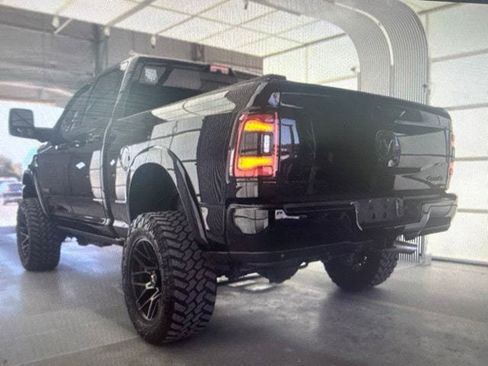 Used 2023 RAM 2500 Limited AWD/4WD image 14