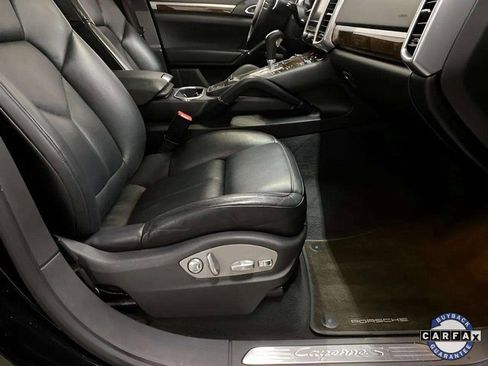 Used 2014 Porsche Cayenne S image 69