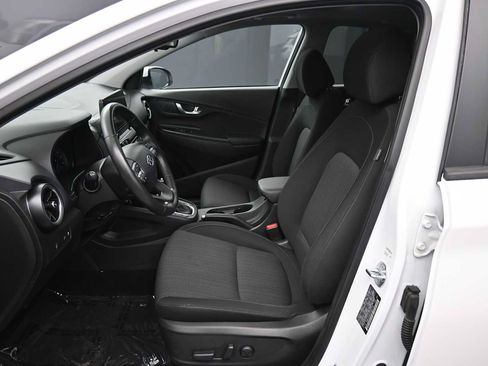 Certified 2023 Hyundai Kona SEL w/ Convenience Package AWD/4WD image 18