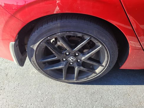 Used 2023 Honda Civic Sport image 8