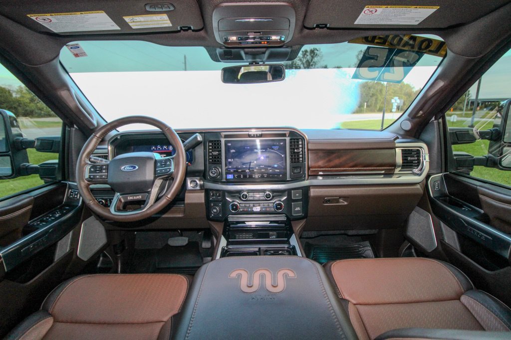 Used 2025 Ford F350 King Ranch w/ Chrome Package AWD/4WD image 11