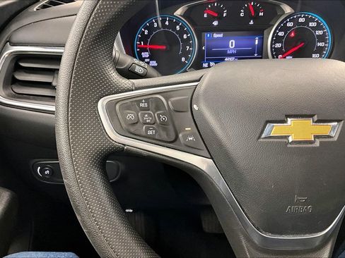 Used 2022 Chevrolet Equinox LT image 17