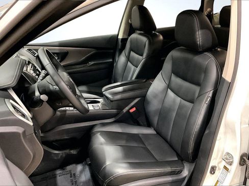 Used 2023 Nissan Murano SV image 25