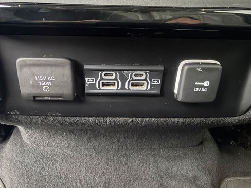 Used 2024 Jeep Wagoneer Series II w/ Flexible Seating Group AWD/4WD image 18