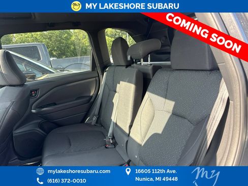 Used 2025 Subaru Forester Premium AWD/4WD image 12