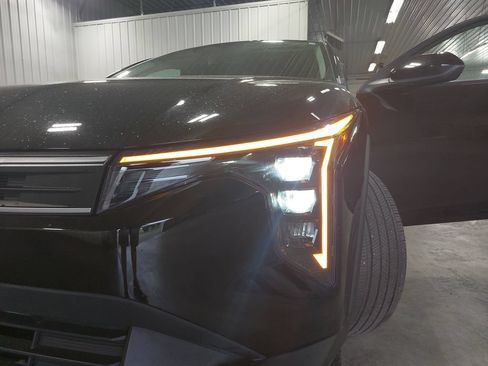 Certified 2025 Kia K4 FWD image 30