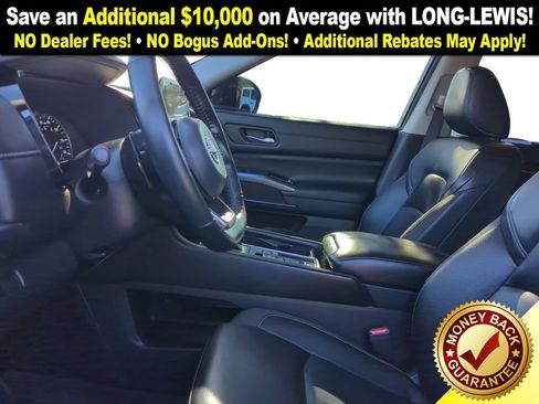 Used 2024 Nissan Pathfinder SL w/ SL Premium Package image 14