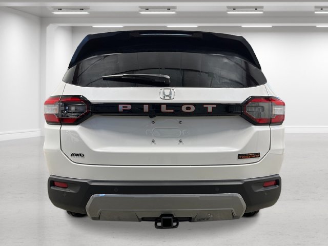 New 2026 Honda Pilot TrailSport image 4