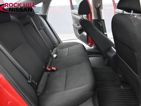 Used 2022 Honda Civic EX image 24
