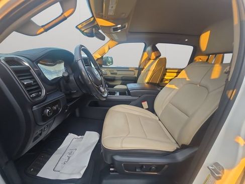 Used 2019 RAM 1500 Limited AWD/4WD image 9
