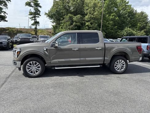 Used 2025 Ford F150 Lariat w/ Equipment Group 501A Mid AWD/4WD image 4