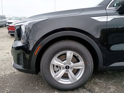 New 2026 Kia Sorento LX image 16