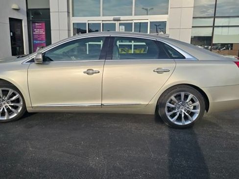 Used 2015 Cadillac XTS Luxury AWD/4WD image 2