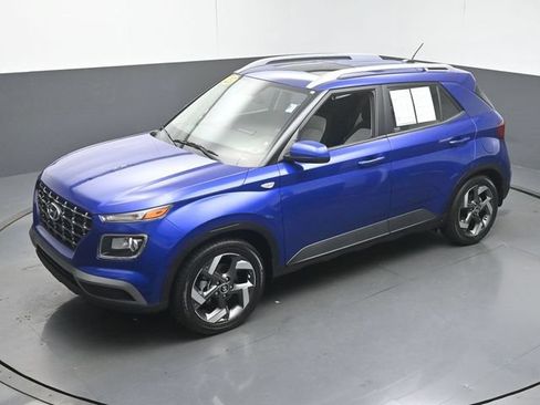 Used 2023 Hyundai Venue SEL FWD image 42