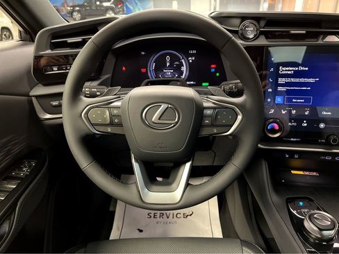 New 2026 Lexus RZ 450e AWD image 30